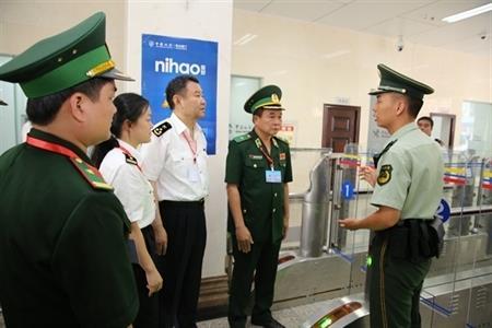 Đoàn đại biểu Ủy ban Quản lý cửa khẩu biên giới trên bộ Việt Nam thăm và làm việc tại Trung Quốc